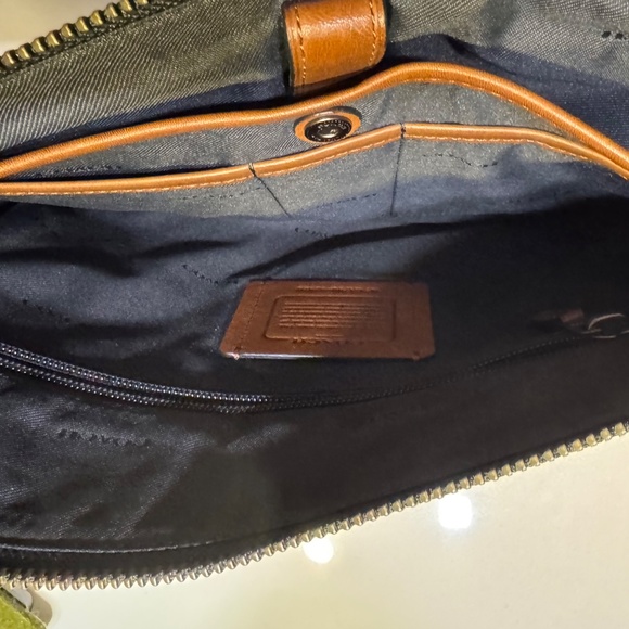 Coach Manhattan Convertible Slim Messenger Brief Business Bag - Picture 6 of 15